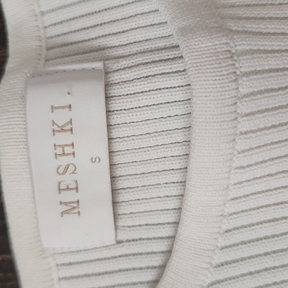 Meshki Rowen Long Sleeve Midi Ribbed Strech Dress - Picture 3 of 6